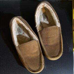 UGG Men's Tan Loafers with Shearling Lining